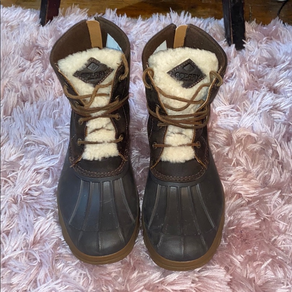 SPERRY winter boots